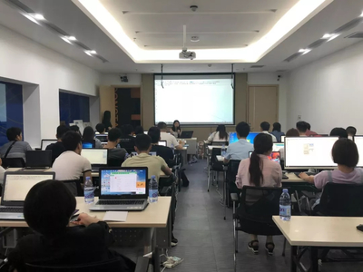 億尚家居“新技術(shù)、新標準、新模式”培訓(xùn)會圓滿落幕，計算機技術(shù)賦能家居行業(yè)升級